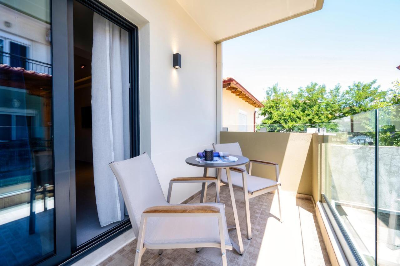 Jj Rooms Luxury Apartments Kallithea  Phòng bức ảnh